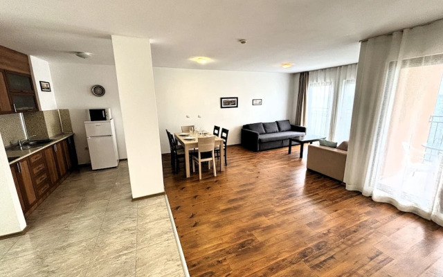 Menada Ravda Apartments