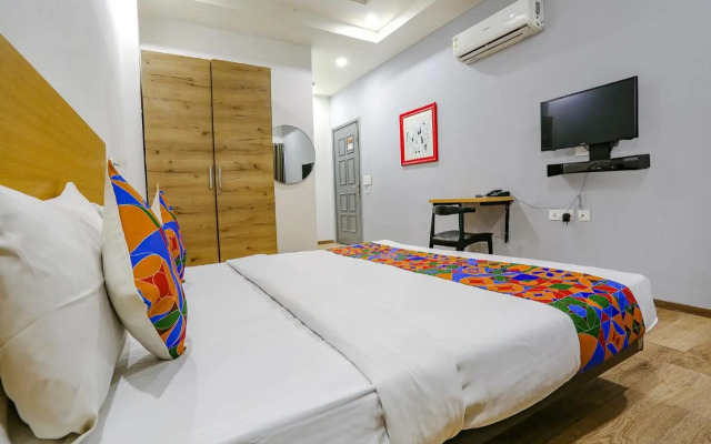 FabHotel F9 Rohini Sector 23