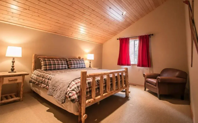 Barking Fox Lodge