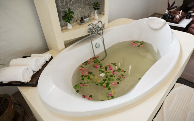 The Tacola Resort & Spa