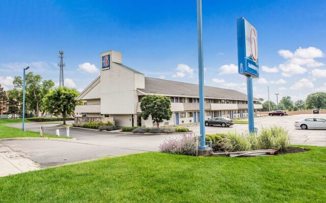 Motel 6 Columbus - Worthington