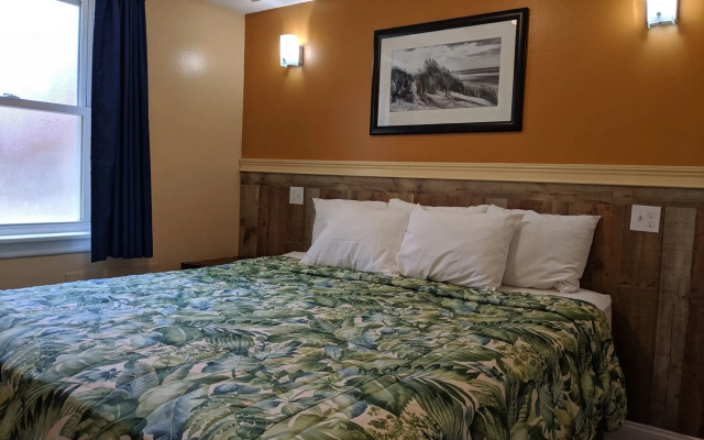 Colonial Inn Motel