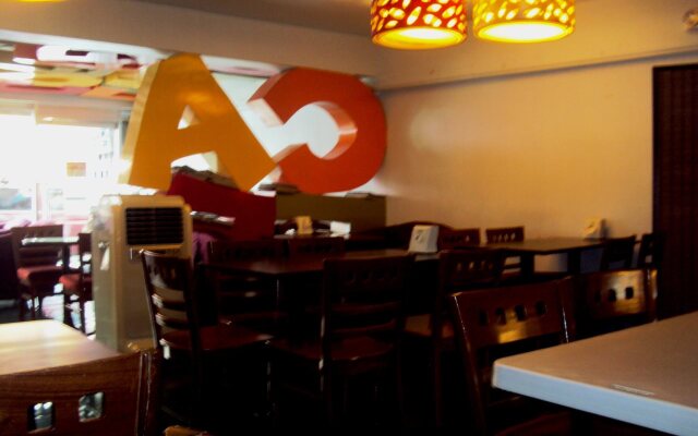 Starmark Hotel