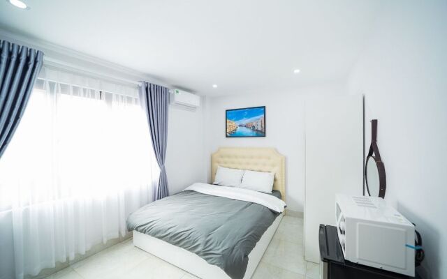 Parkhomes Service Apartment