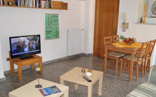 Stones Garden - One Bedroom