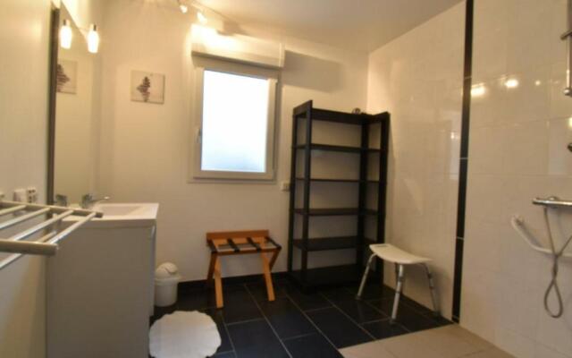 Gîte Belle-et-Houllefort, 5 pièces, 10 personnes - FR-1-376-82