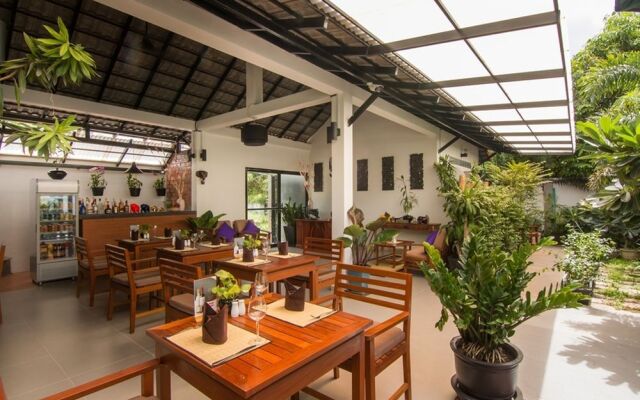 Saline Angkor Villa