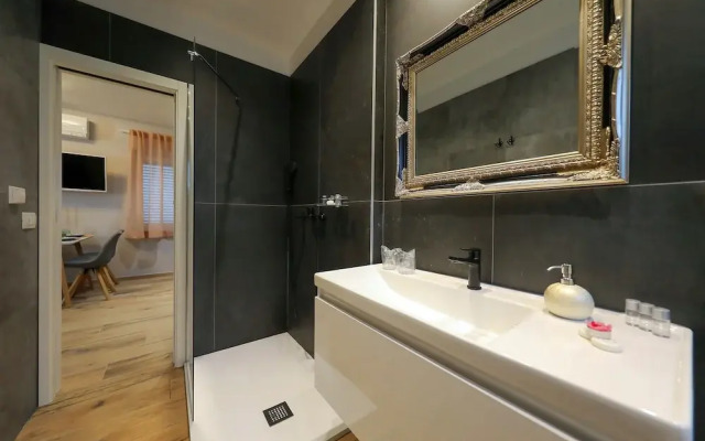 Aldo Apartments Center