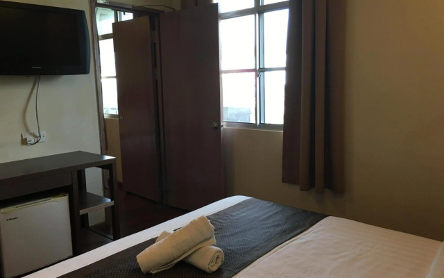 Hotel Lintas Plaza