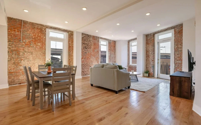 Roami at The Churchill