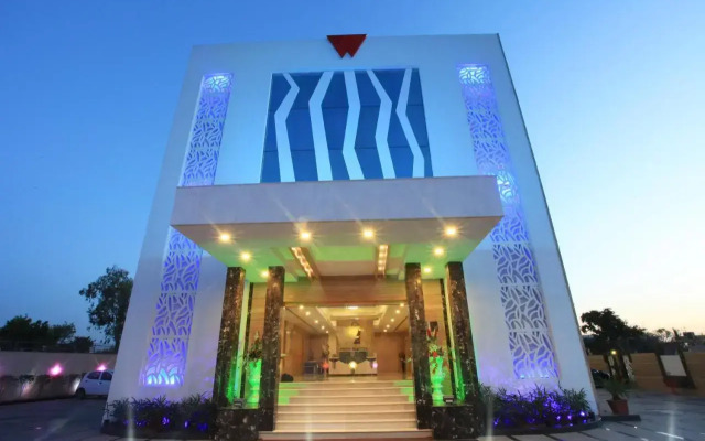 Wingston A Treehouse Hotel Goverdhan