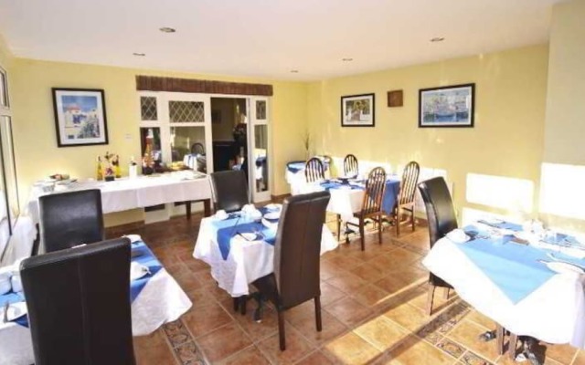 Newlands Country House