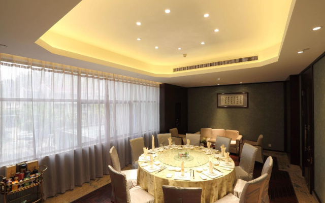 Taizhou Garden Hotel