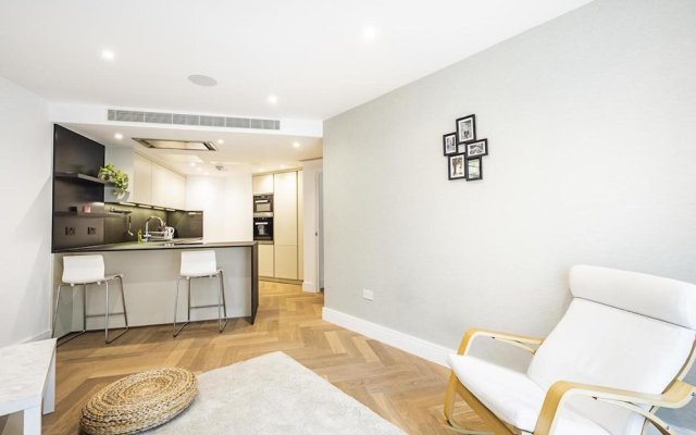 100 New King's Road · Incredible Two Bed Apartment In Parsons Green