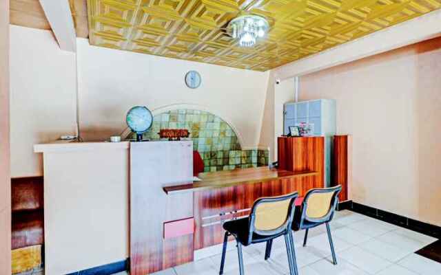 OYO 90475 Mirda Gratia Hotel