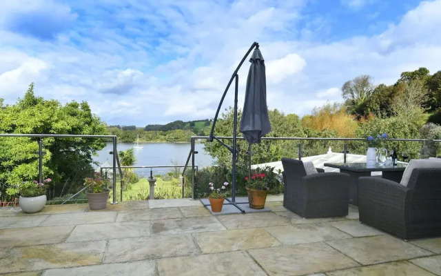 Water Edge House Boathouse