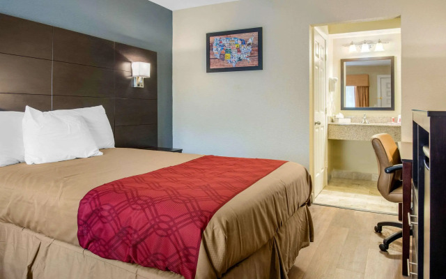 Econo Lodge Freeport - Brunswick Area