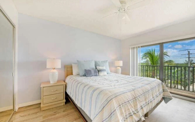 Sally s Dolphin Way Condo