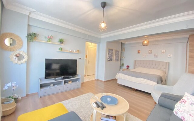 Studio Flat Near Taksim Square in Beyoglu