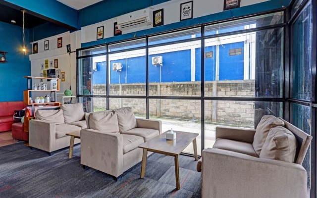 Collection O 91499 John Lebron House – Guest Rooms – Batam