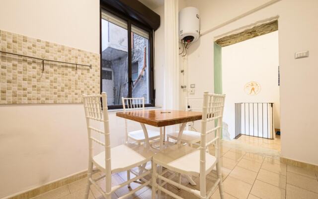 Via San Giovanni in Porta 34