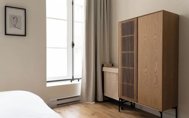 Maison Place Jacques-Cartier by Luxury In Transit
