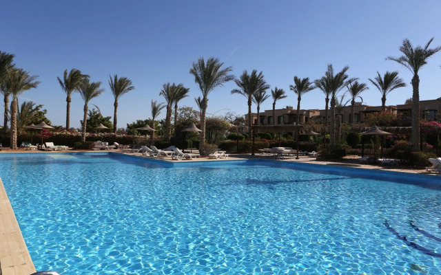 Tamra Beach Resort