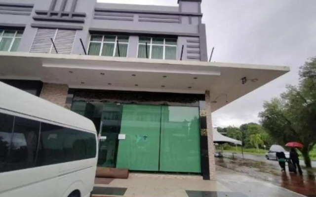 Capital O 90617 Hotel Meliden