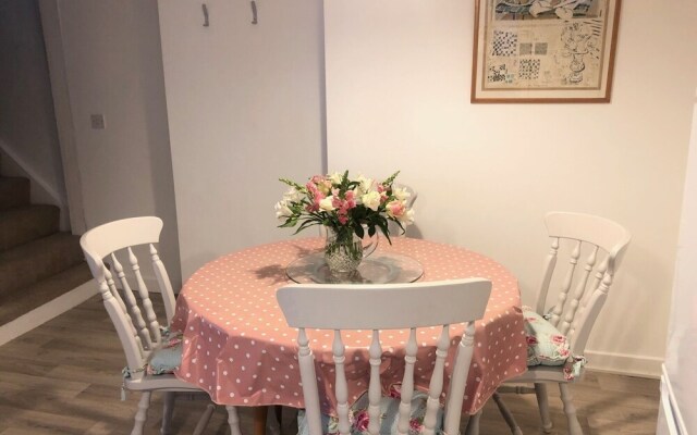Stunning 2-bed House in Bungay