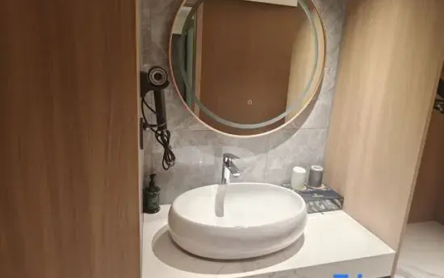 Paro Hotel (Lunda Plaza)