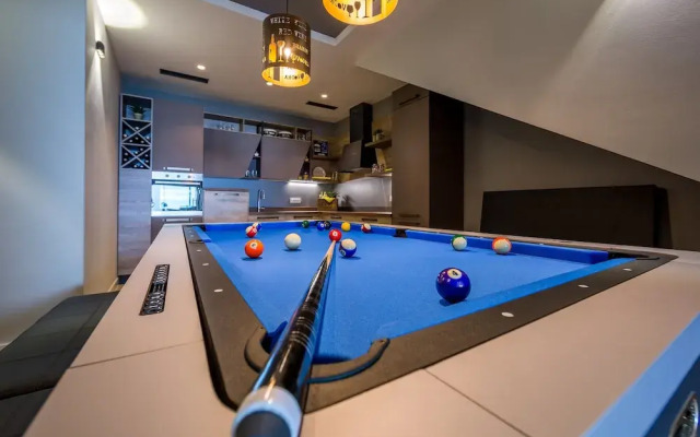 Villa AltaVista, Opatija - Seaview & Relax with Heated Pool and Private MiniGolf