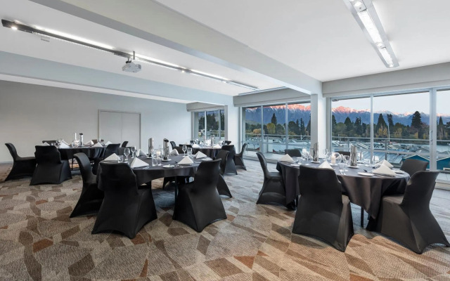 Crowne Plaza Hotel Queenstown by IHG