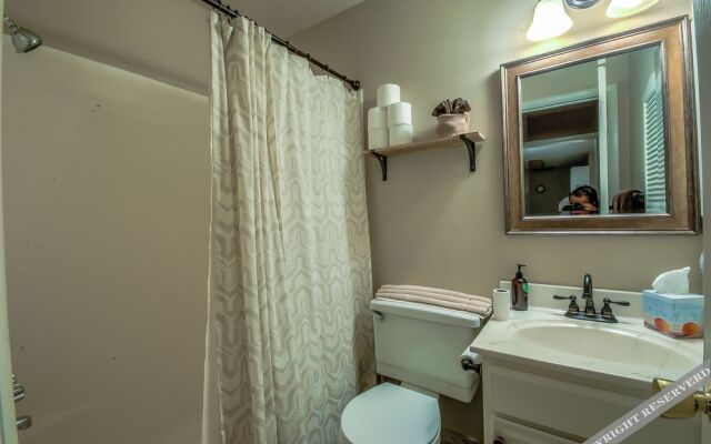 Ski Inn Condominiums