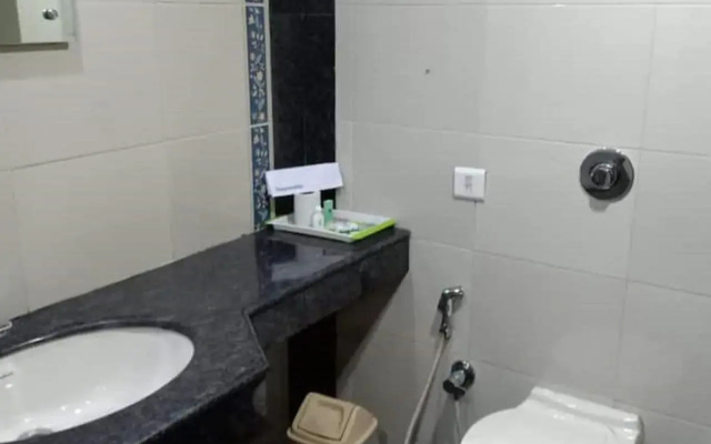 Hotel Geetanjali Buddha Resort By WB Inn