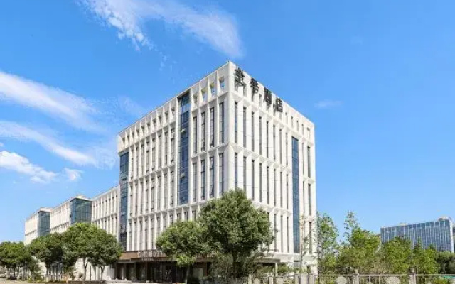 JI Hotel (Ningbo Yinzhou Jiangshan Wanda Plaza)