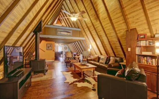 Spruce Creek Lodge Home