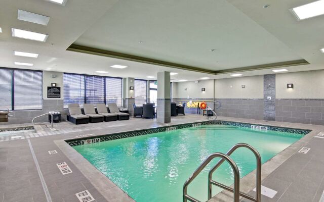 Hampton Inn & Suites by Hilton Saskatoon Airport