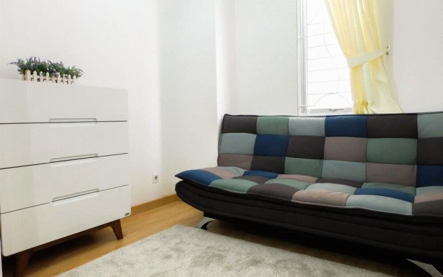 Spacious & Clean Bassura Apartment