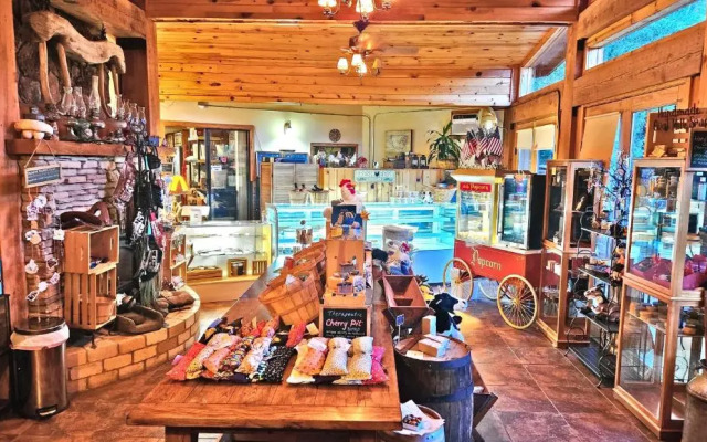 Arrowhead Country Cabins