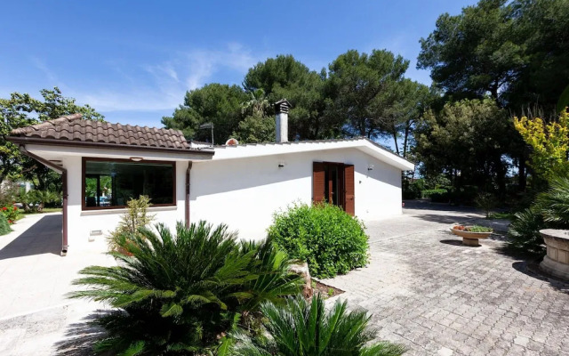 Villa Carmen With Garden And Pool