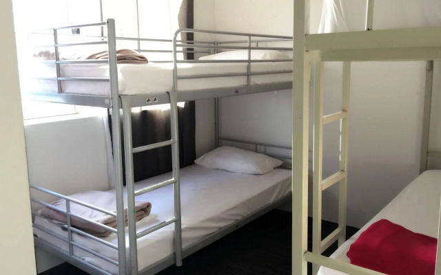 Gold Coast Backpackers - Hostel
