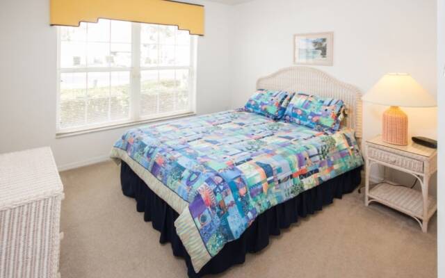 Ahmad's Lake Berkley Townhouse
