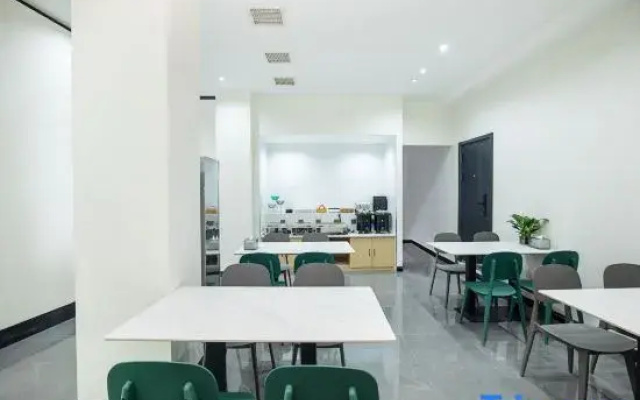 Pinyue Zhiya Hotel