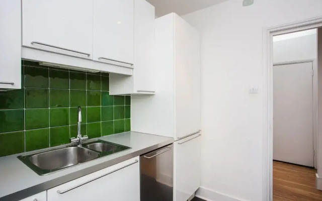 Gorgeous 1 Bedroom Apartment in Kensington
