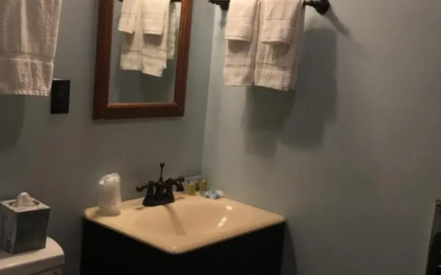 Route 9 Budget Inn