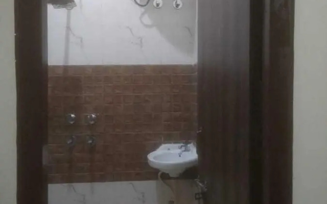 Oyo 91128 Hotel Mongoose Palace