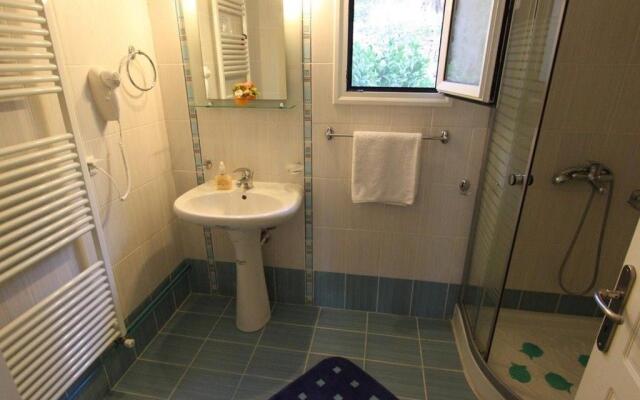Angeliki Studio and Apartment