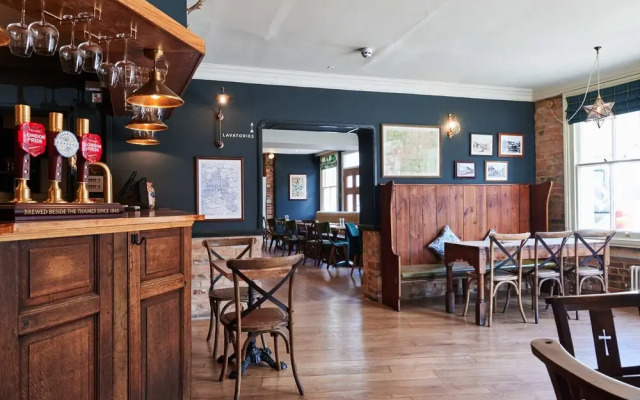 Kings Arms Hotel