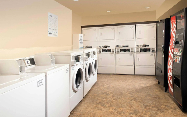 WoodSpring Suites Hobbs