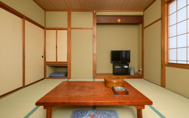 Ryosou Minato by OYO Rooms